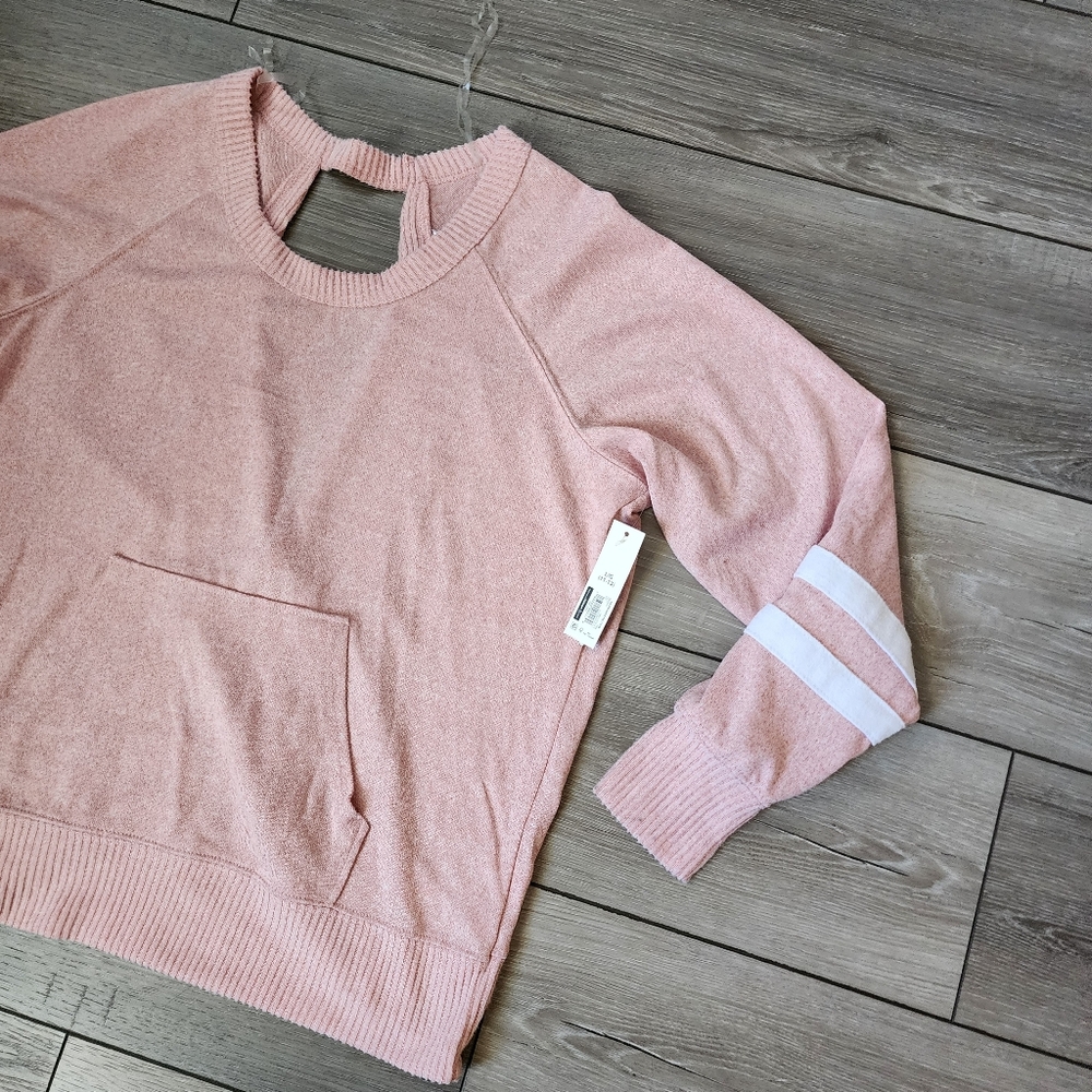 Sweater - Picture 12 of 14